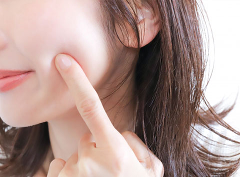 ハリのある肌のイメージ